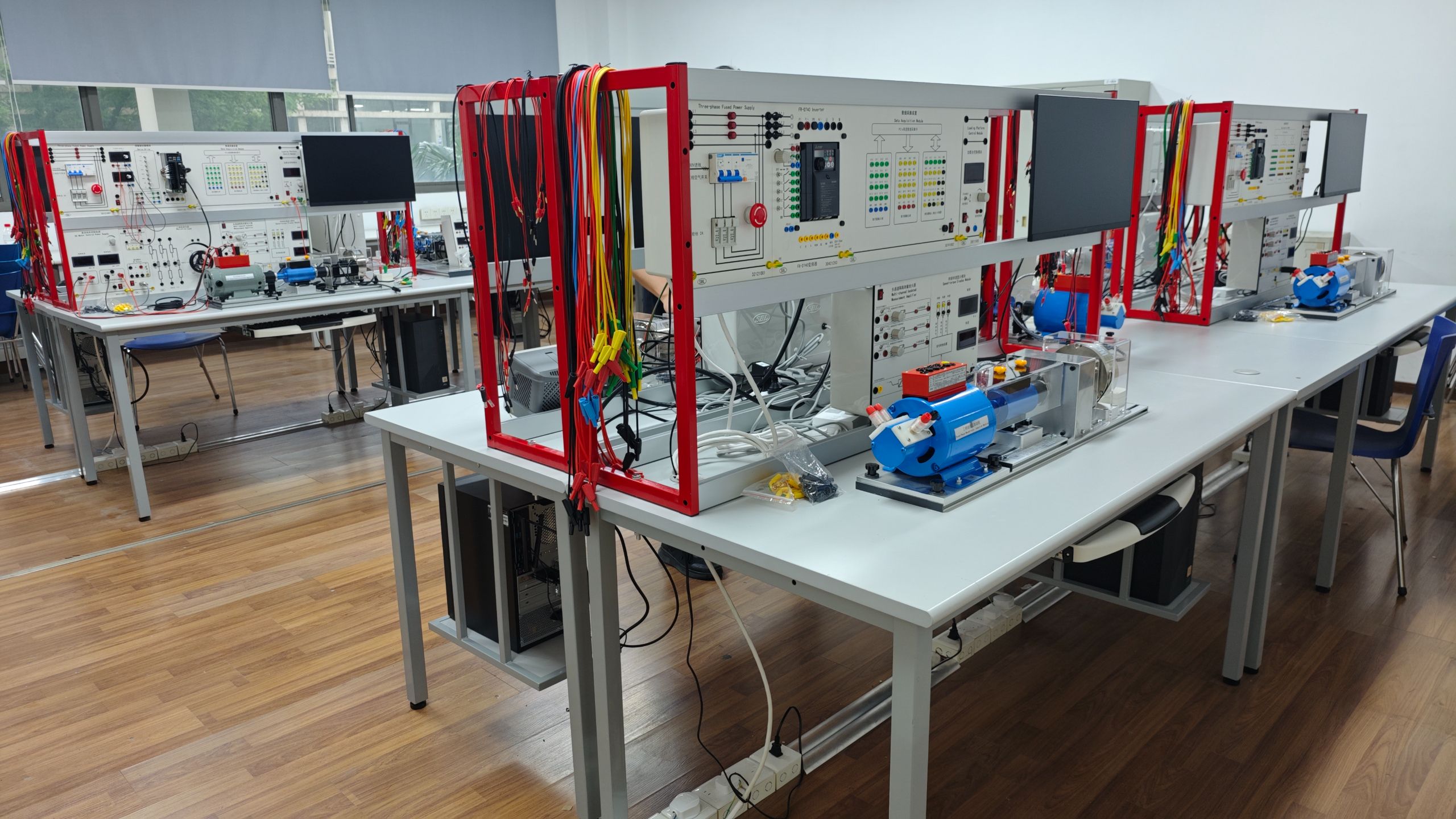 Equipment 5 · Motor endurance laboratory
